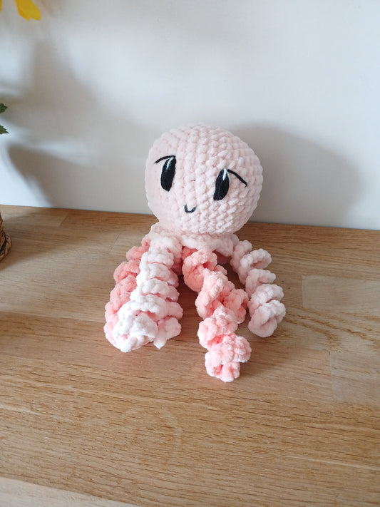 Peluche Méduse Rose Fait Main au Crochet – Amigurumi en Laine Chenille, 23cm
