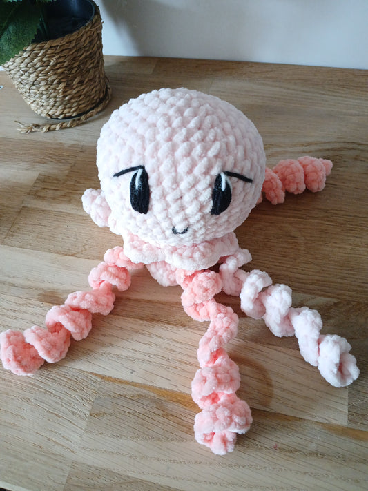 Peluche Méduse Rose Fait Main au Crochet – Amigurumi en Laine Chenille, 23cm