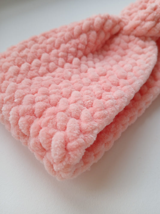 Bandeau d’hiver torsadé au crochet - Rose