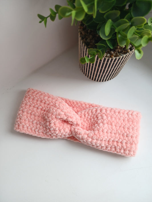 Bandeau d’hiver torsadé au crochet - Rose