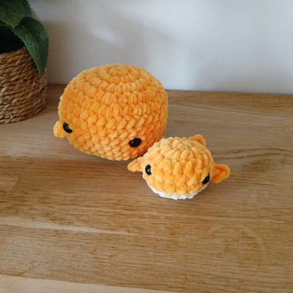 peluche baleine orange au crochet artisanale