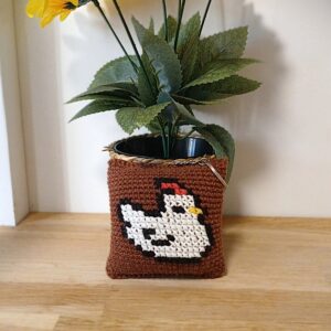 Mini coussin brodé – Porte-clé / bijou de sac fait main