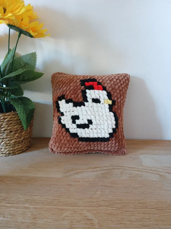 Petit coussin brodé – Poule